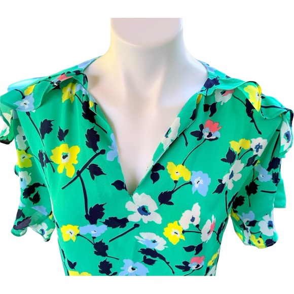 Banana Republic Green Floral V-Neck Ruffle Sleeve Blouse - Picture 4 of 9